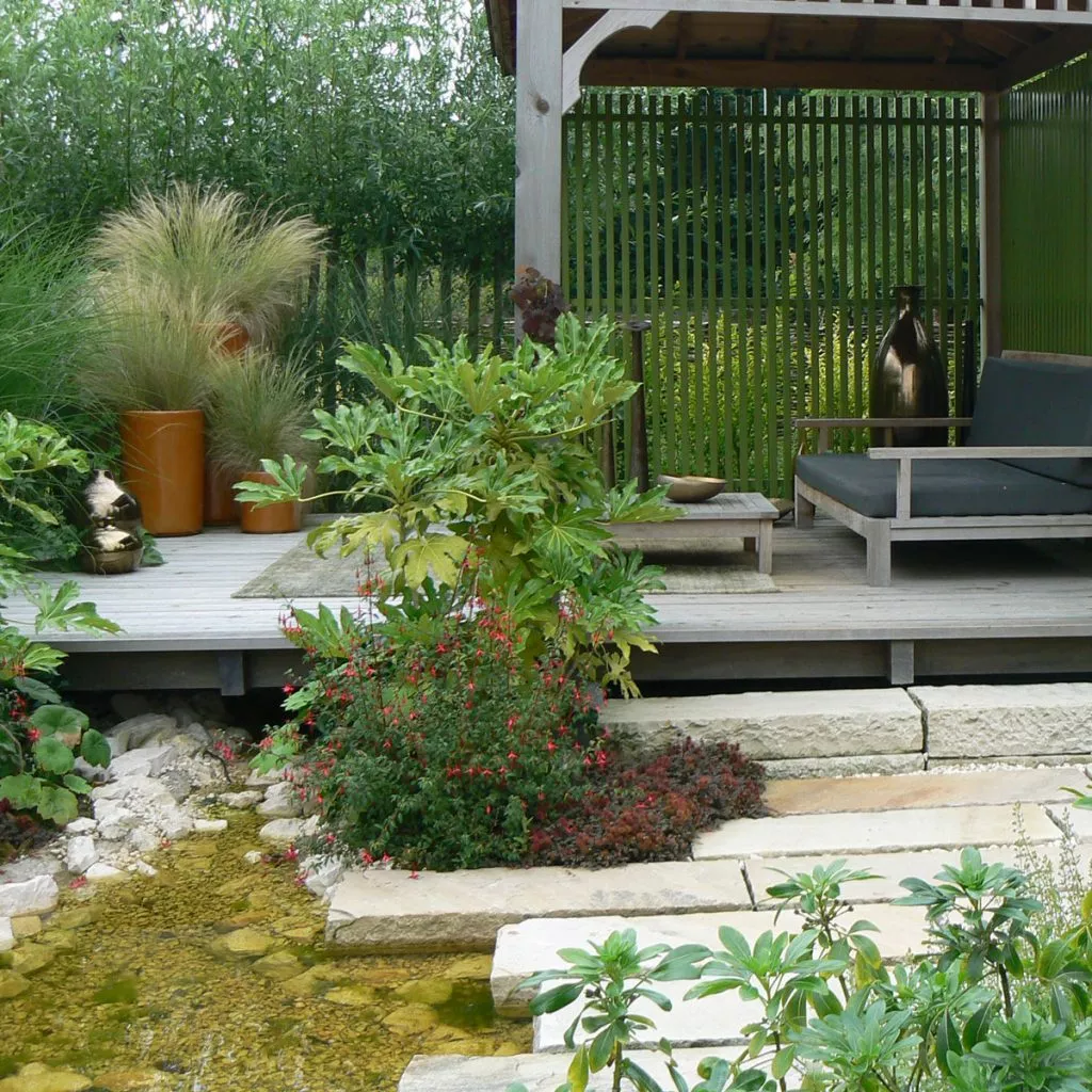 Sitzplatz im Garten im Boho-Style